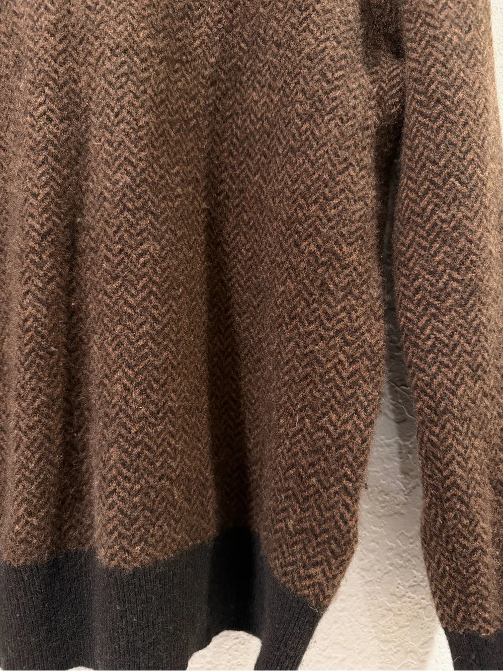 J.Crew Men’s Cashmere Herringbone Jacquard Crewneck Sweater Size Medium